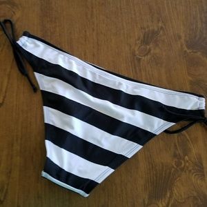 Nwot Bikini Bottom